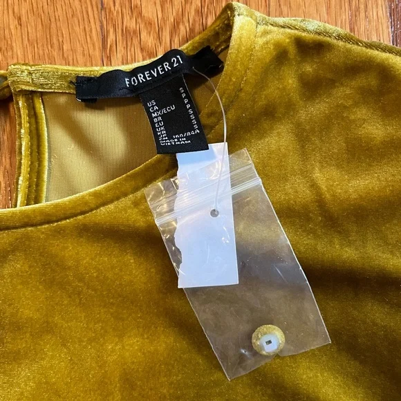 NWT Forever 21 Jewel Velvet Tone Dress Sz small - Picture 5 of 9